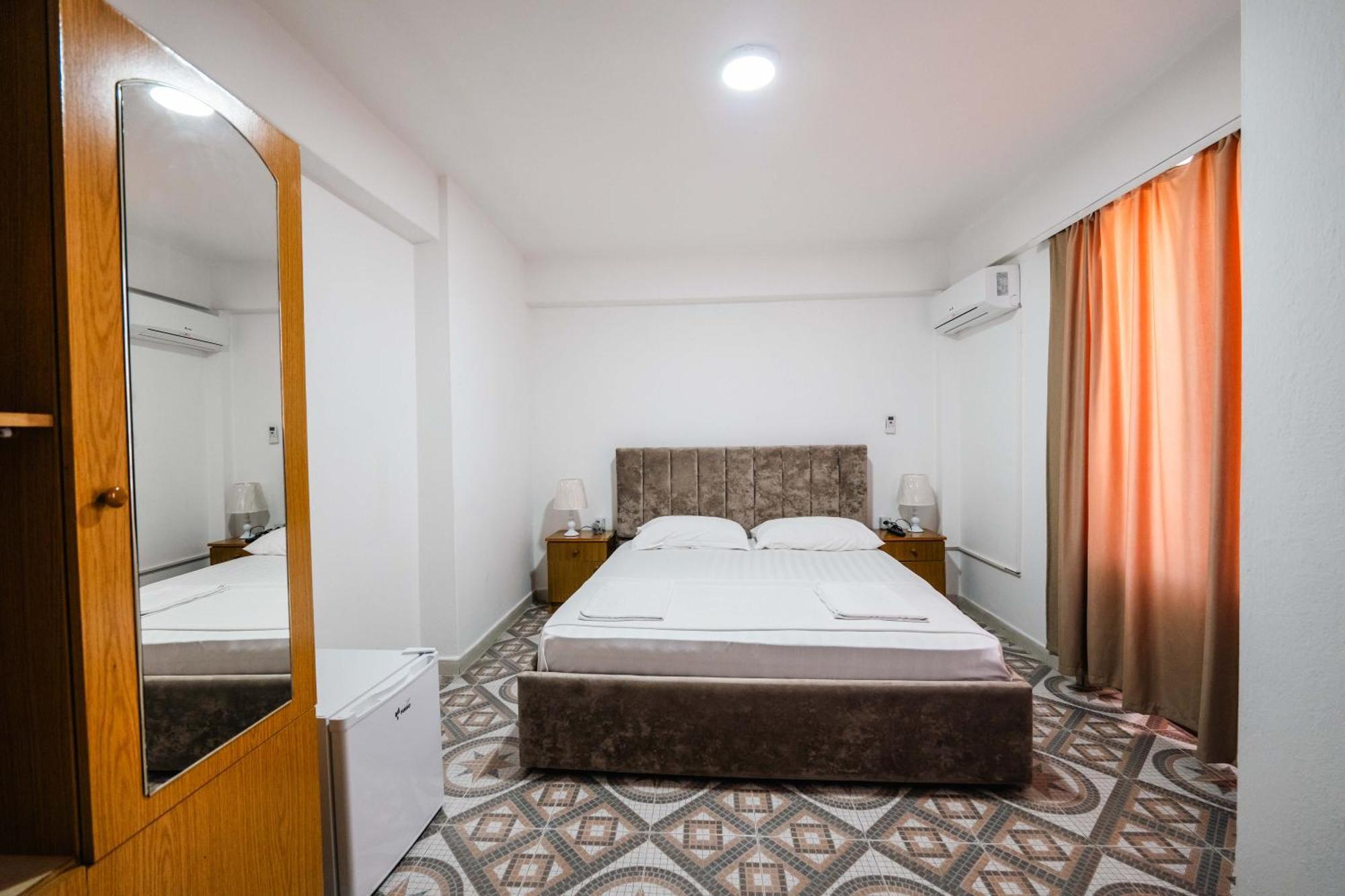 Lion Hotell 3*