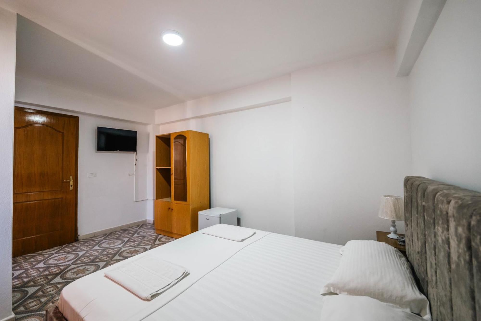 Lion Hotell 3*