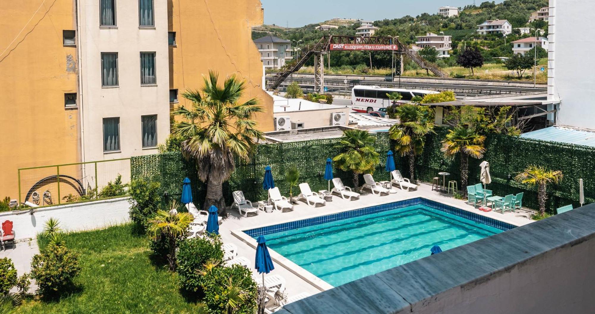 Hotell Lion Golem (Tirana)